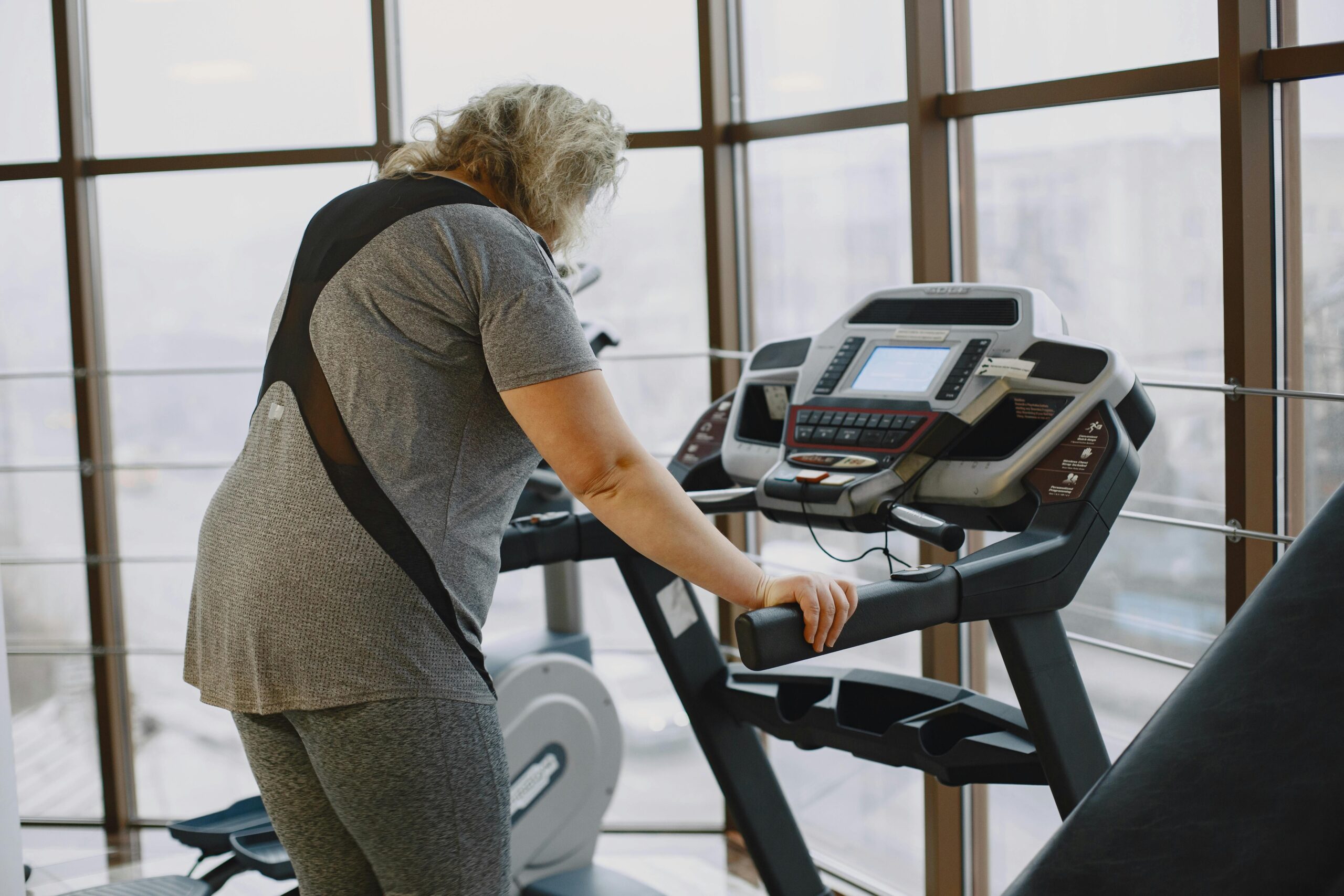 Low Impact Cardio Workouts for Adults Over 40
